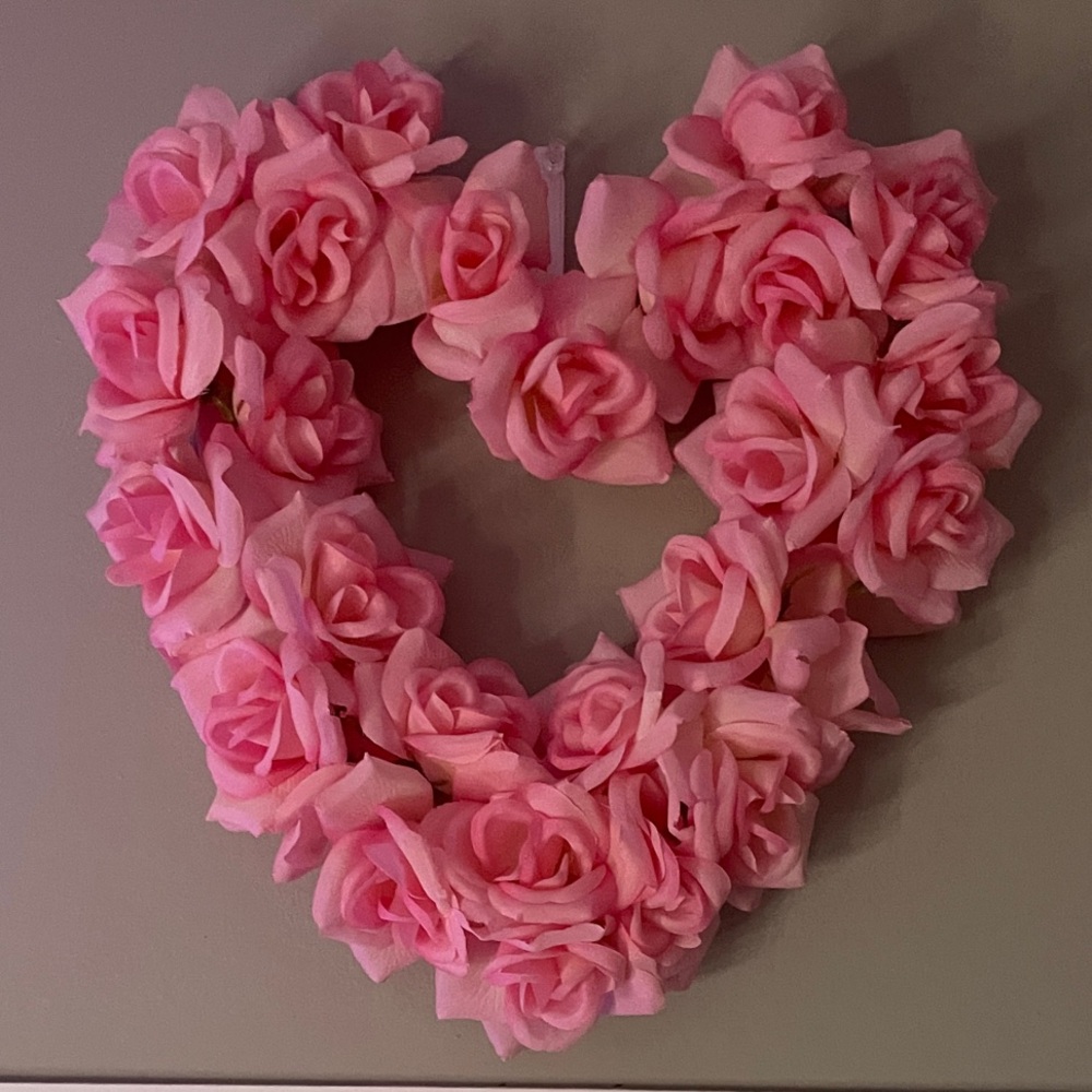 Pink Heart-Shaped Rose Wreath